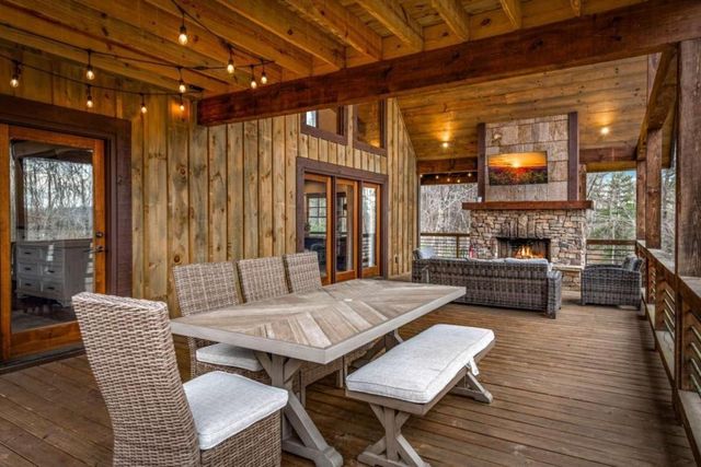 134 Cohutta Overlook Trail, Blue Ridge, GA 30513