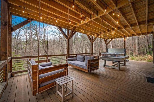 134 Cohutta Overlook Trail, Blue Ridge, GA 30513