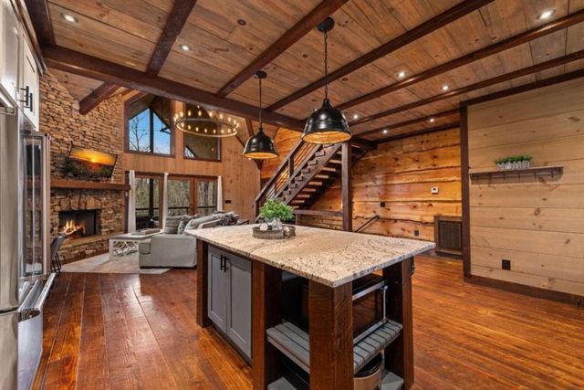 134 Cohutta Overlook Trail, Blue Ridge, GA 30513