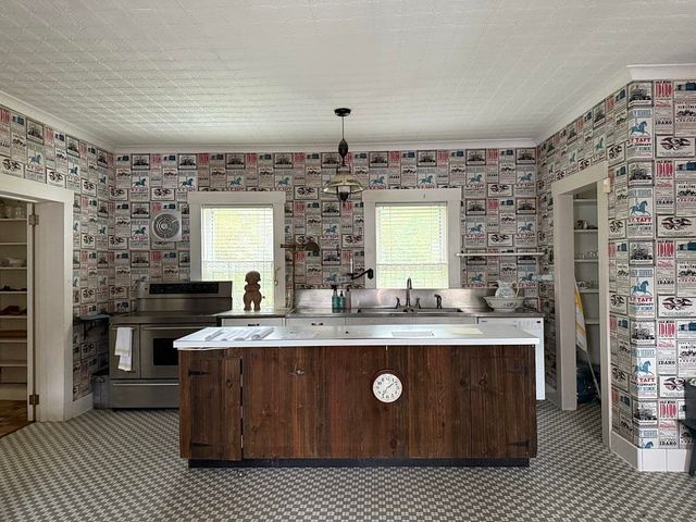 115 Bethel Mountain Road, Rochester, VT 05767