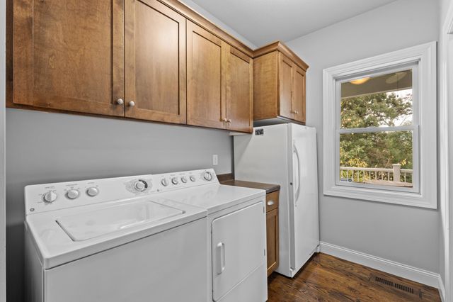 4053 Stone Point Drive NE, Rochester, MN 55906