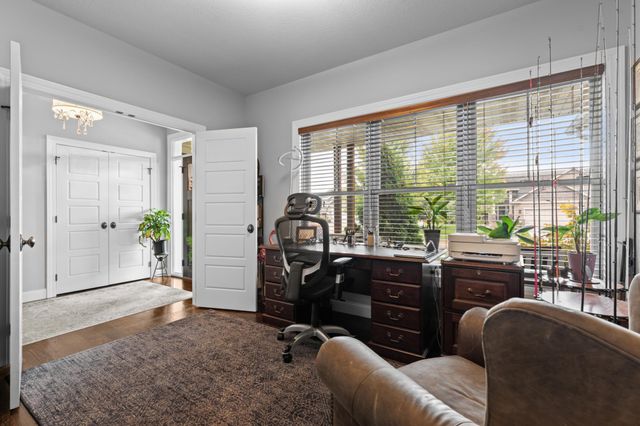 4053 Stone Point Drive NE, Rochester, MN 55906