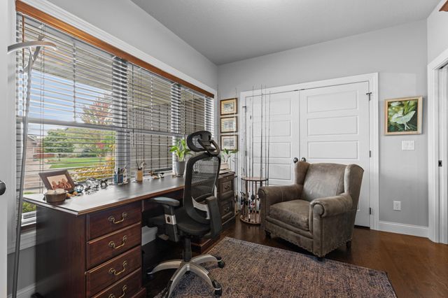 4053 Stone Point Drive NE, Rochester, MN 55906