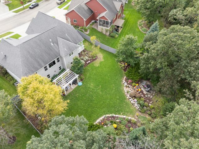 4053 Stone Point Drive NE, Rochester, MN 55906