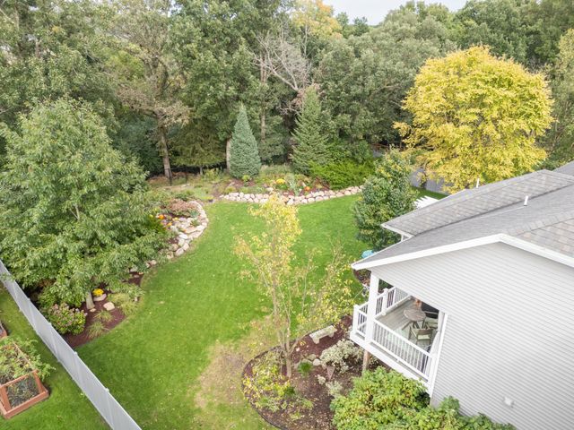 4053 Stone Point Drive NE, Rochester, MN 55906