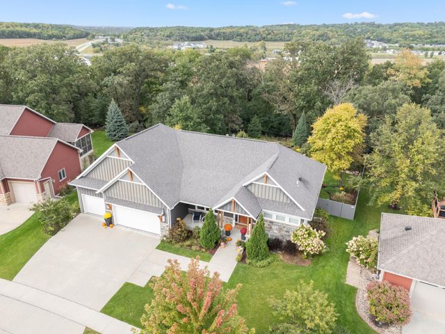 4053 Stone Point Drive NE, Rochester, MN 55906