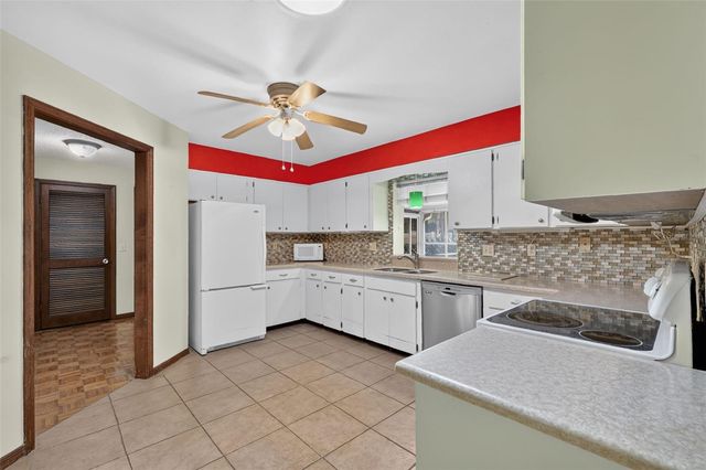 660 OLEANDER STREET, Mount Dora, FL 32757
