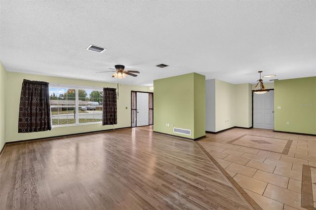 660 OLEANDER STREET, Mount Dora, FL 32757