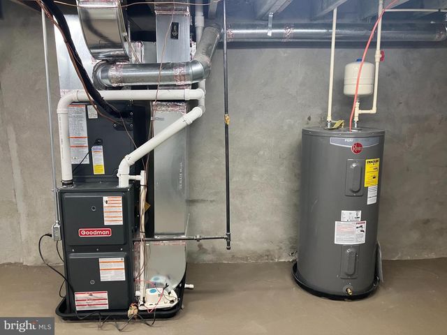 3338 ELMORA AVE, Baltimore, MD 21213