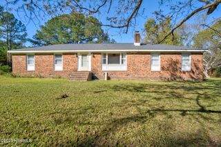 101 Hunting Lodge Drive, Rocky Mount, NC 27801