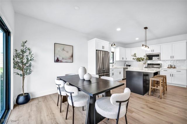 6728 Benedict Drive, Middleburg Heights, OH 44130