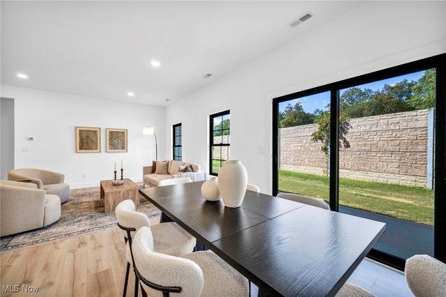 6728 Benedict Drive, Middleburg Heights, OH 44130