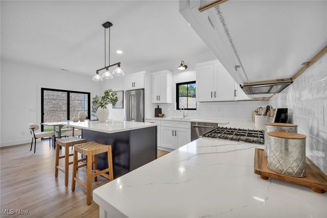 6728 Benedict Drive, Middleburg Heights, OH 44130