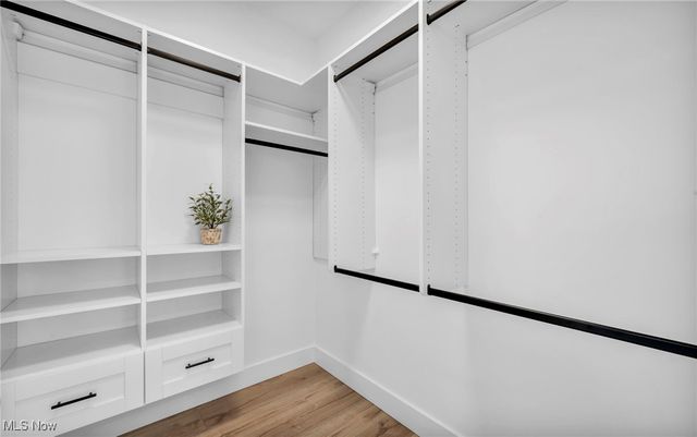 6728 Benedict Drive, Middleburg Heights, OH 44130