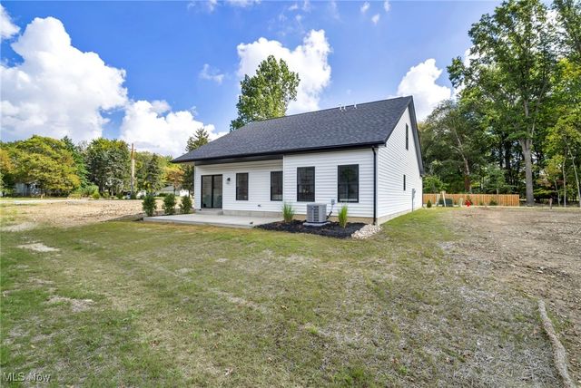 6728 Benedict Drive, Middleburg Heights, OH 44130