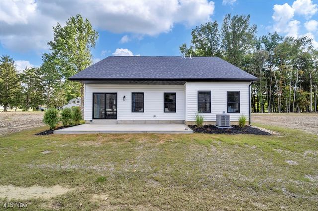 6728 Benedict Drive, Middleburg Heights, OH 44130