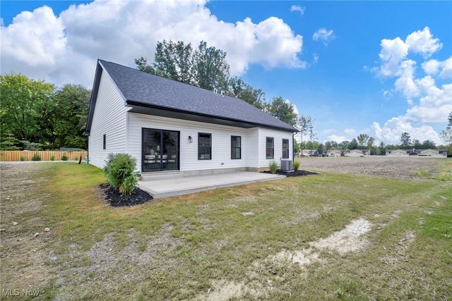 6728 Benedict Drive, Middleburg Heights, OH 44130