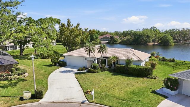 4986 WATERBRIDGE DOWN, Sarasota, FL 34235