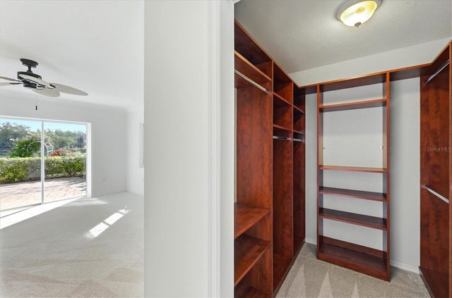 4986 WATERBRIDGE DOWN, Sarasota, FL 34235