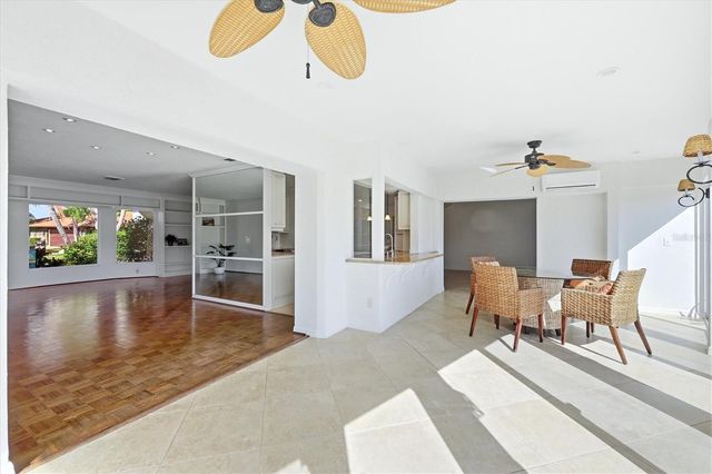 4986 WATERBRIDGE DOWN, Sarasota, FL 34235