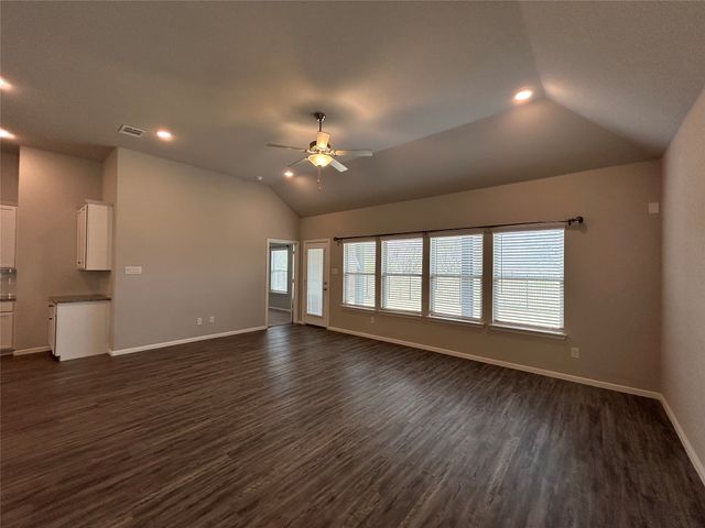 8941 Lantana Meadow Drive, Fort Worth, TX 76131