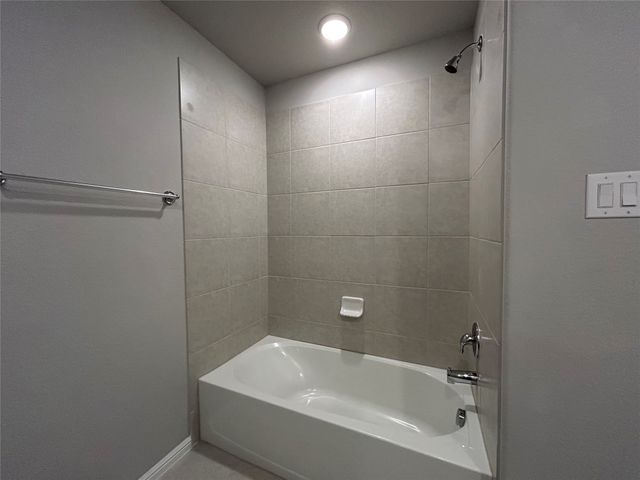 8941 Lantana Meadow Drive, Fort Worth, TX 76131