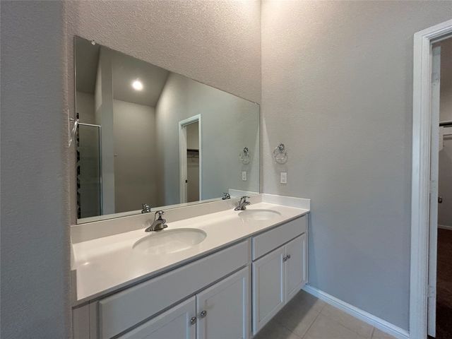 8941 Lantana Meadow Drive, Fort Worth, TX 76131