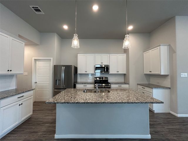 8941 Lantana Meadow Drive, Fort Worth, TX 76131
