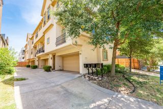 1914 Euclid Avenue C, Dallas, TX 75206