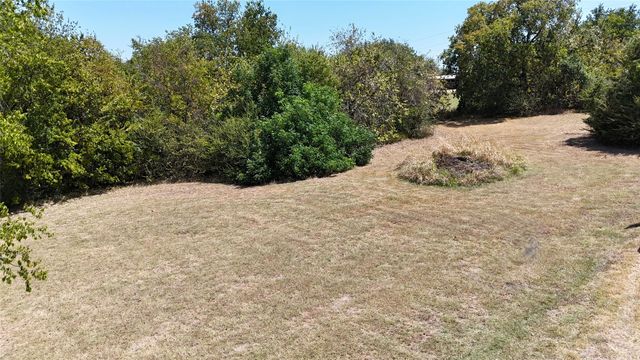 416 Black Foot, Quinlan, TX 75474