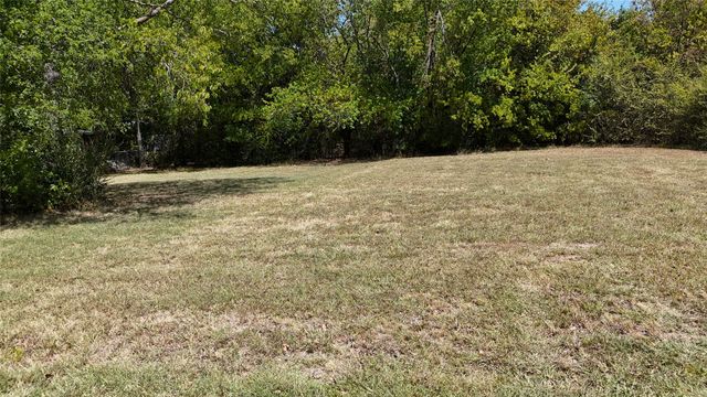 416 Black Foot, Quinlan, TX 75474