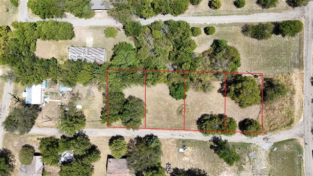 416 Black Foot, Quinlan, TX 75474