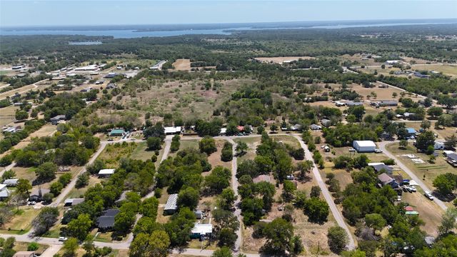 416 Black Foot, Quinlan, TX 75474
