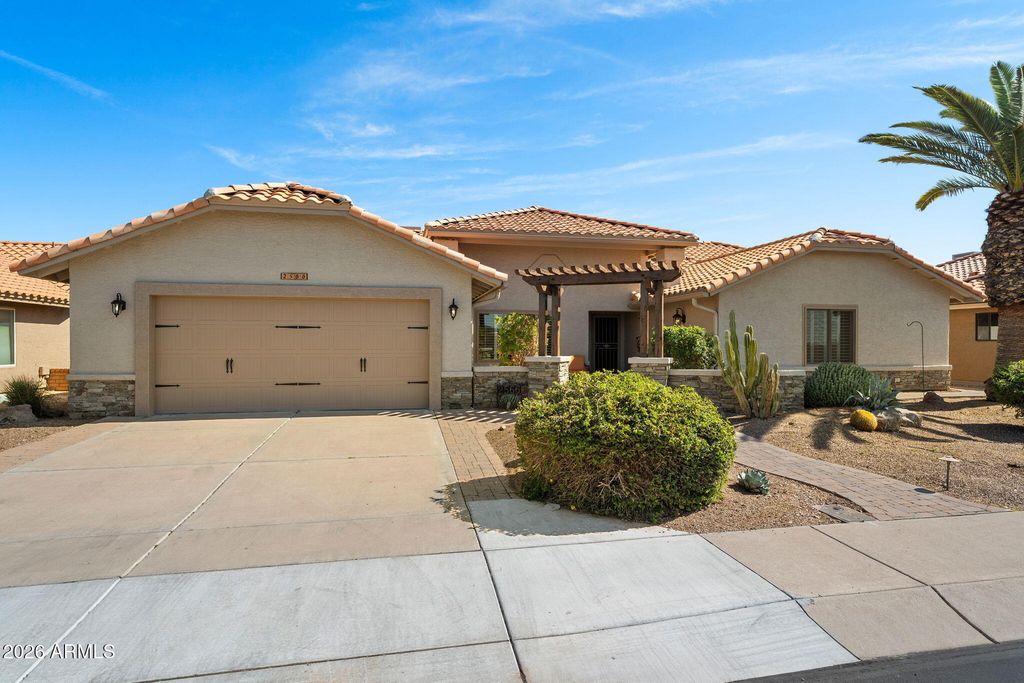 2566 LEISURE WORLD --, Mesa, AZ 85206