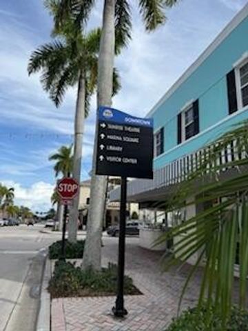 3325 Orange Avenue, Fort Pierce, FL 34947