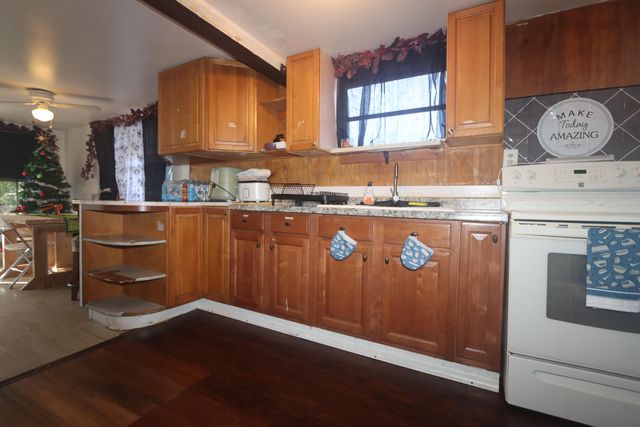 3325 Orange Avenue, Fort Pierce, FL 34947