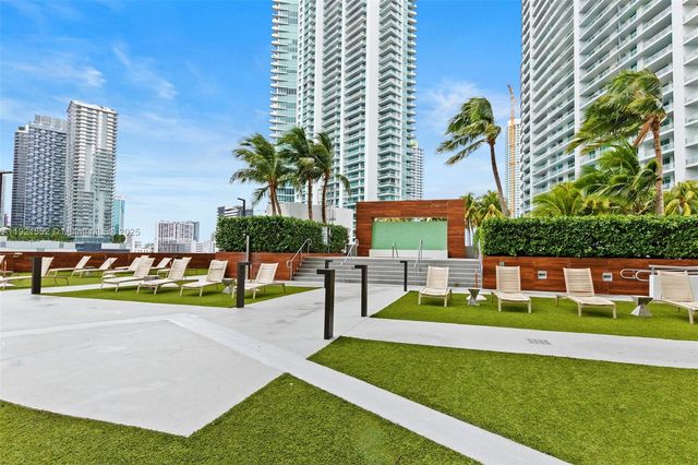 350 S Miami Ave 1805, Miami, FL 33130
