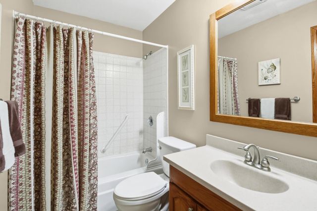8316 Beard Road, Bloomington, MN 55431
