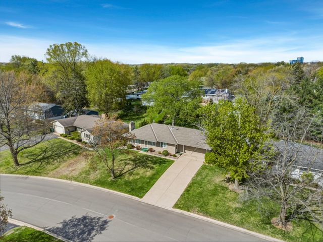 8316 Beard Road, Bloomington, MN 55431