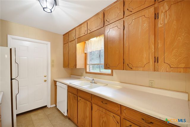 185 Oklahoma Avenue, New Braunfels, TX 78130