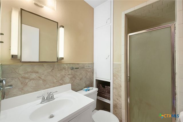 185 Oklahoma Avenue, New Braunfels, TX 78130