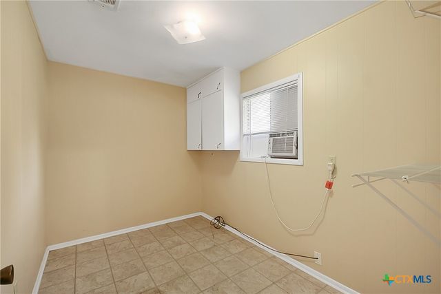 185 Oklahoma Avenue, New Braunfels, TX 78130