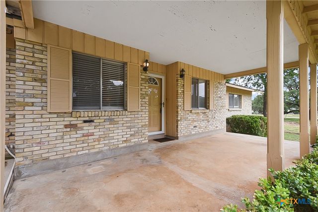 185 Oklahoma Avenue, New Braunfels, TX 78130