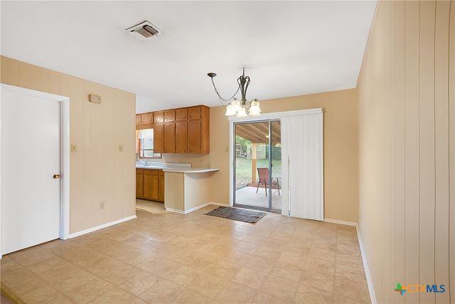 185 Oklahoma Avenue, New Braunfels, TX 78130