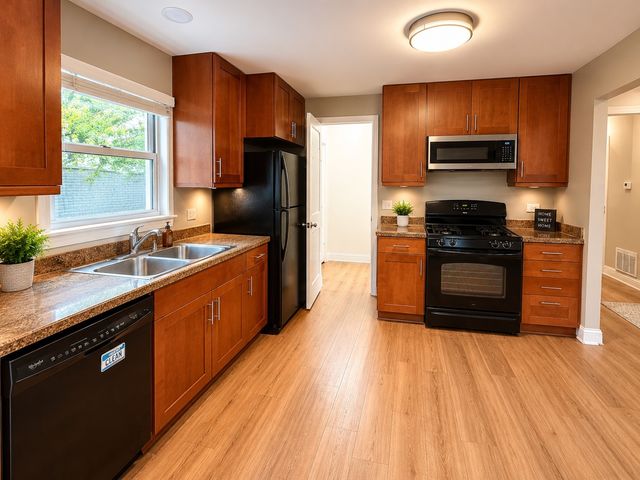 82 Holmes Way X2, Schaumburg, IL 60193