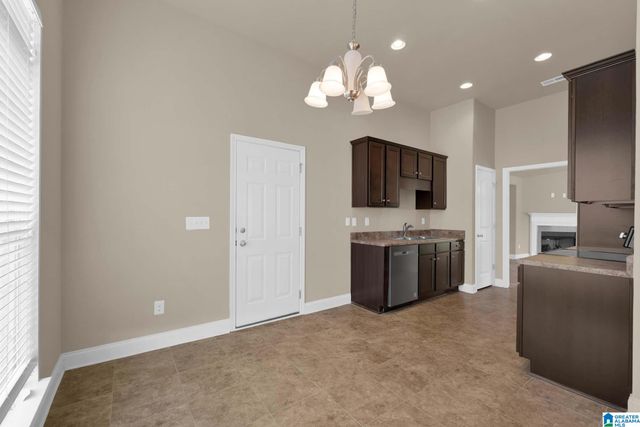 196 GREENWOOD CIRCLE, Calera, AL 35040