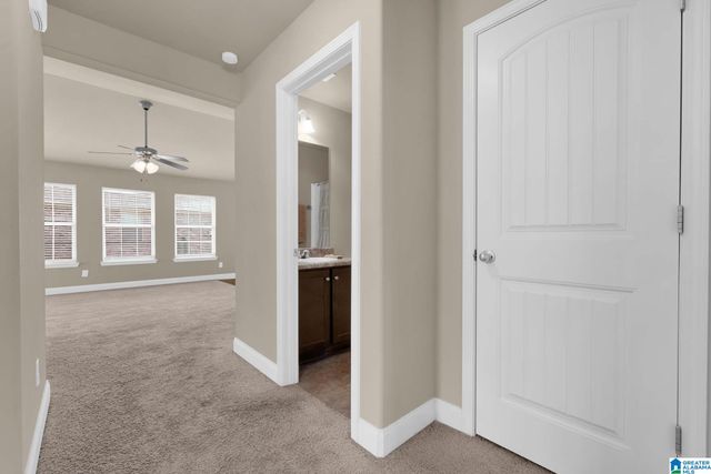 196 GREENWOOD CIRCLE, Calera, AL 35040