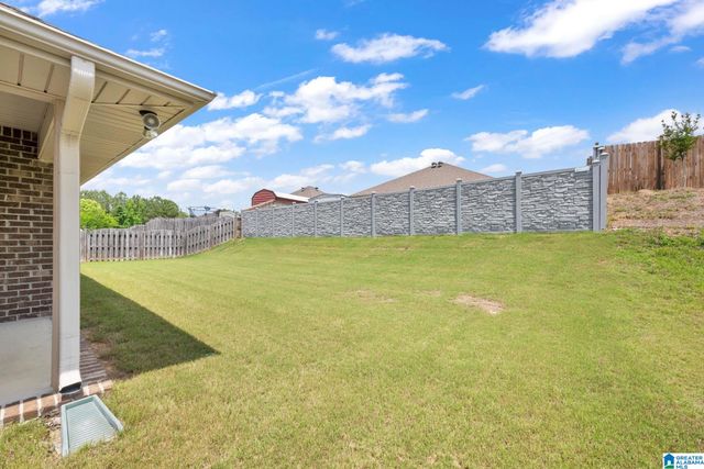 196 GREENWOOD CIRCLE, Calera, AL 35040