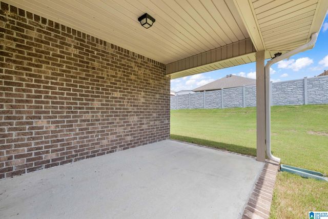 196 GREENWOOD CIRCLE, Calera, AL 35040