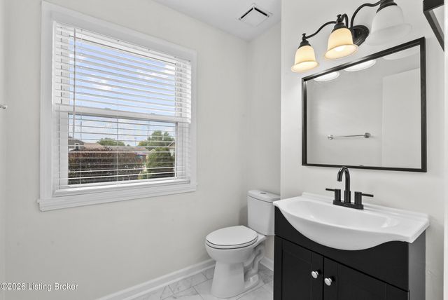 7406 Covey Pl, Louisville, KY 40291